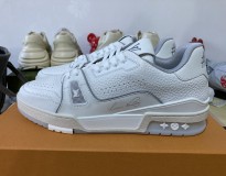 專櫃同步 歐洲原單 真品免稅版 LV 大ㄟ
